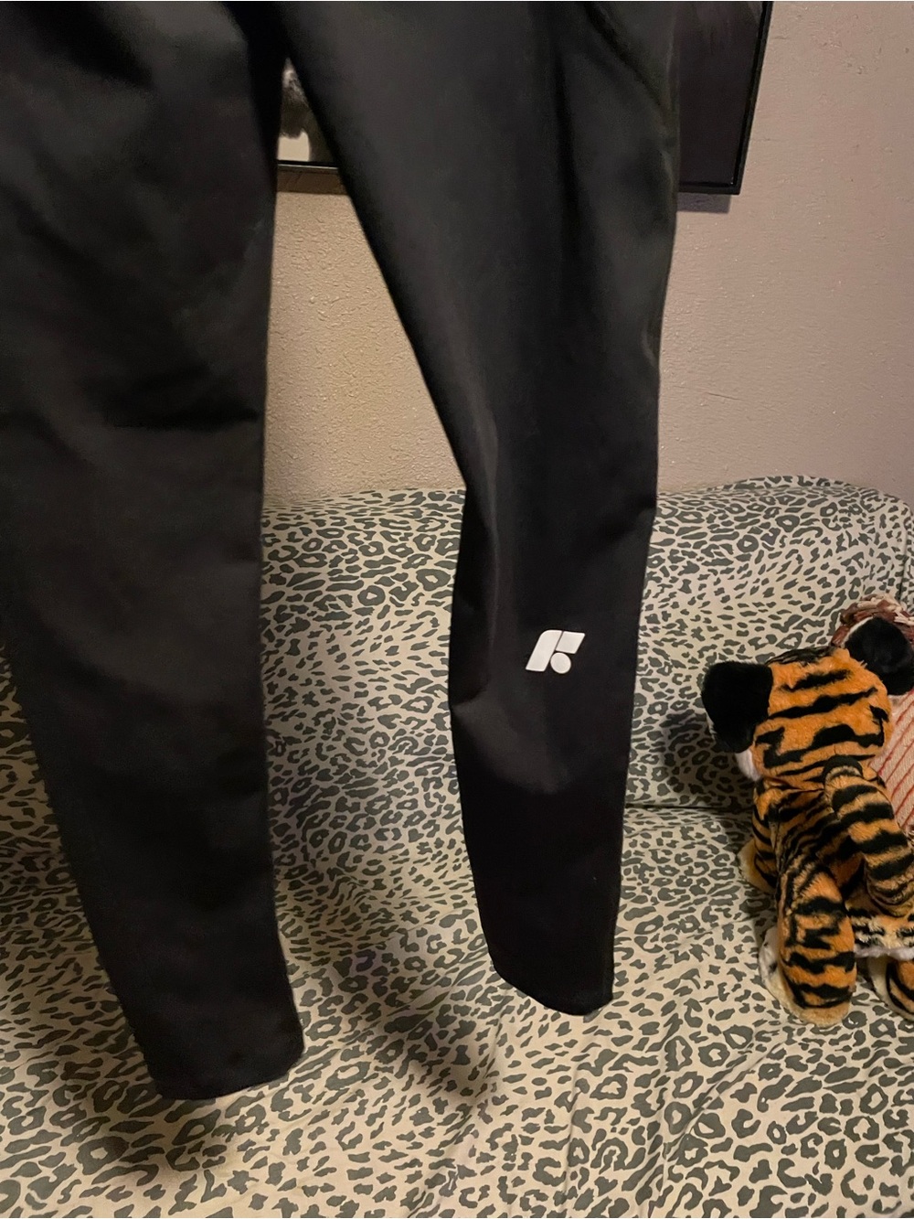 Forme sculpt leggings with pockets - Picture 7 of 7